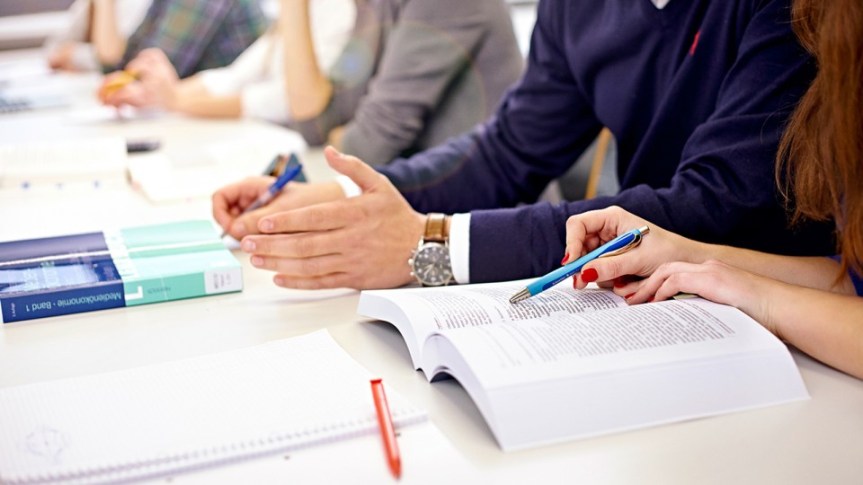 HRD and Management in Banking&nbsp;Sector