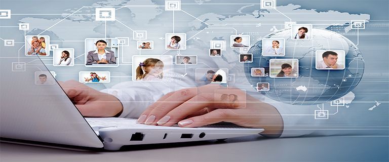 Social Media: Connect or&nbsp;Distract?